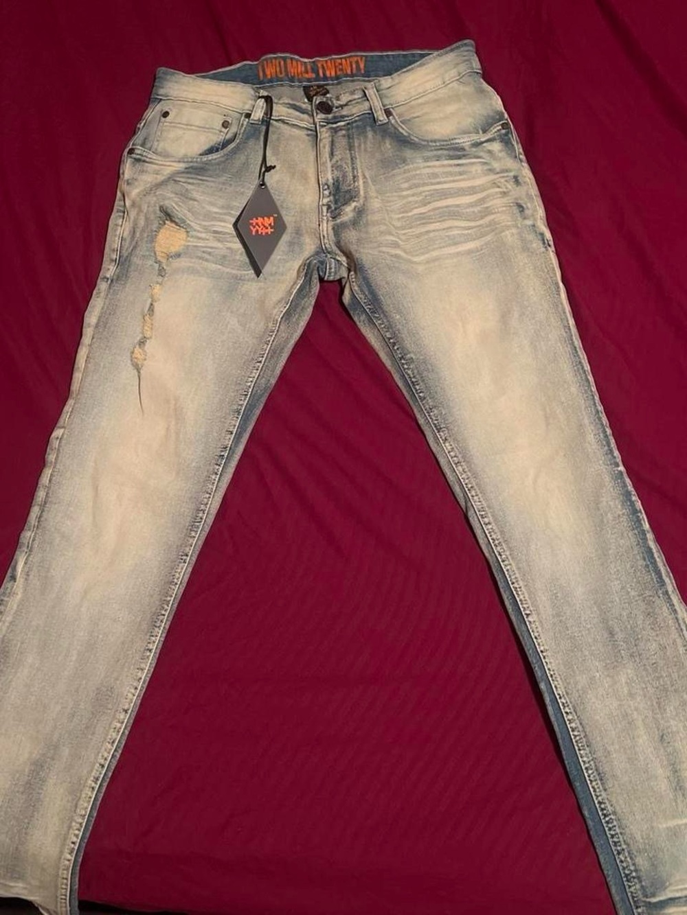 Light Wash Distressed Men’s Jeans
